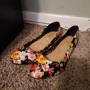 Floral flats
